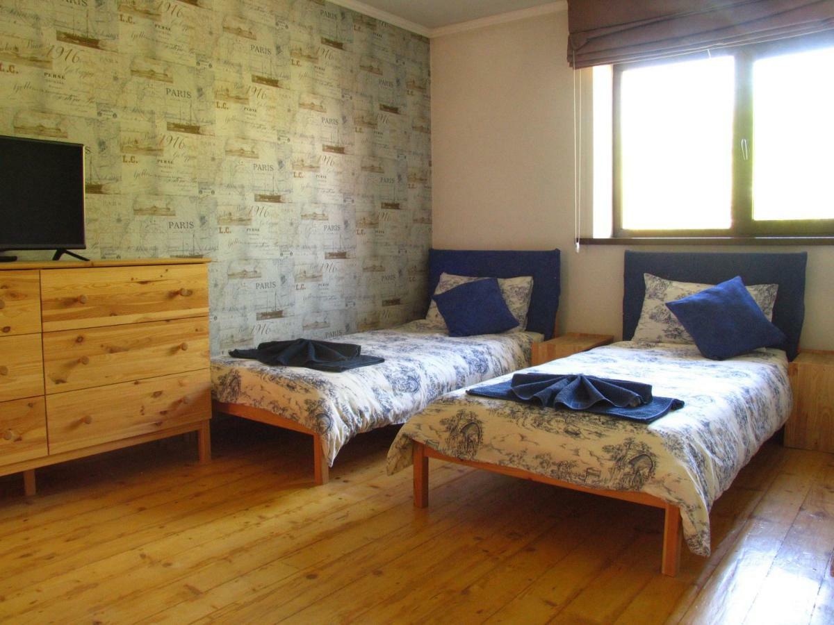Memo'S Boutique Guesthouse Karakol Esterno foto